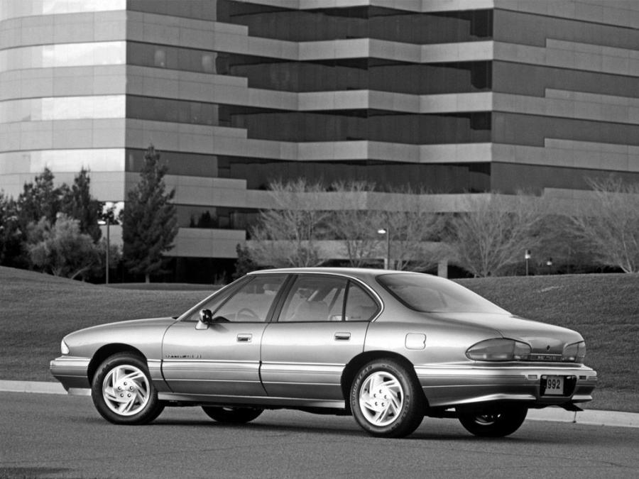  Pontiac Bonneville SE (X69P) 1992 года  (фото 6 из 8)